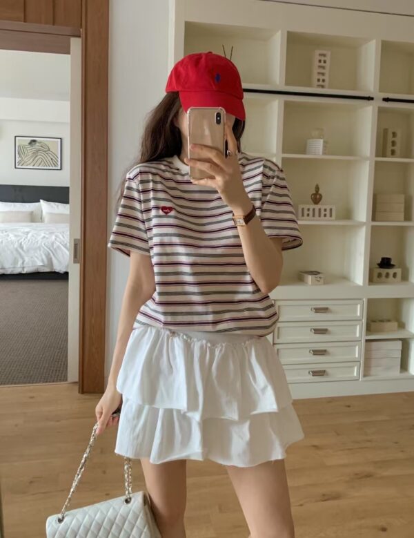 基本款愛心小標條紋短袖上衣
