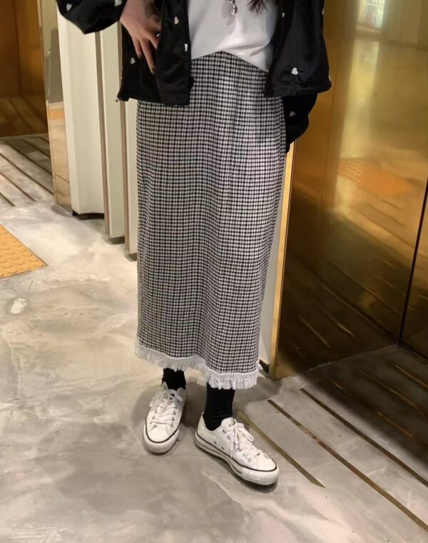 鬆緊腰圍下擺蕾絲格紋長裙