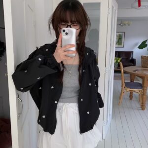 夏季心型刺繡連帽防風外套