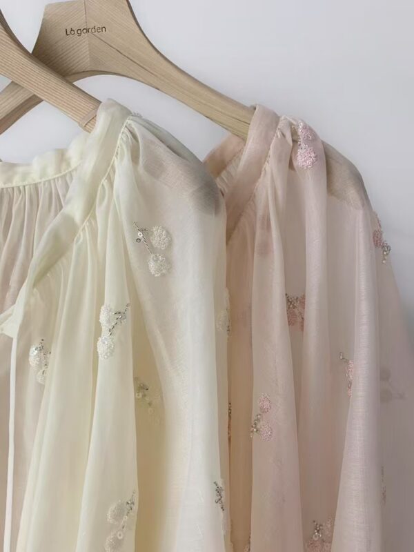 午後微光小花刺繡雪紡衫