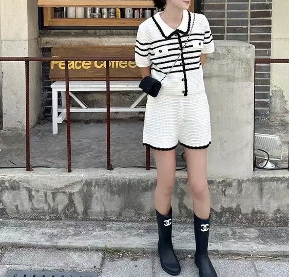 優雅綻線小香針織撞色縫線套裝