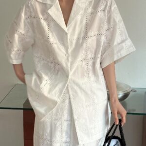 晨光灑落刺繡雕花鏤空短袖襯衫+長裙套裝
