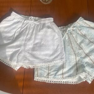 蕾絲拼接鬆緊腰圍短褲