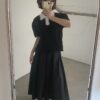 小花瓣領子澎袖上衣
