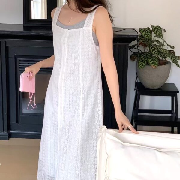 蕾絲壓紋背心洋裝