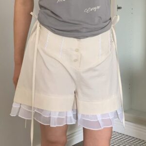 花邊拼接綁帶高腰顯瘦短褲