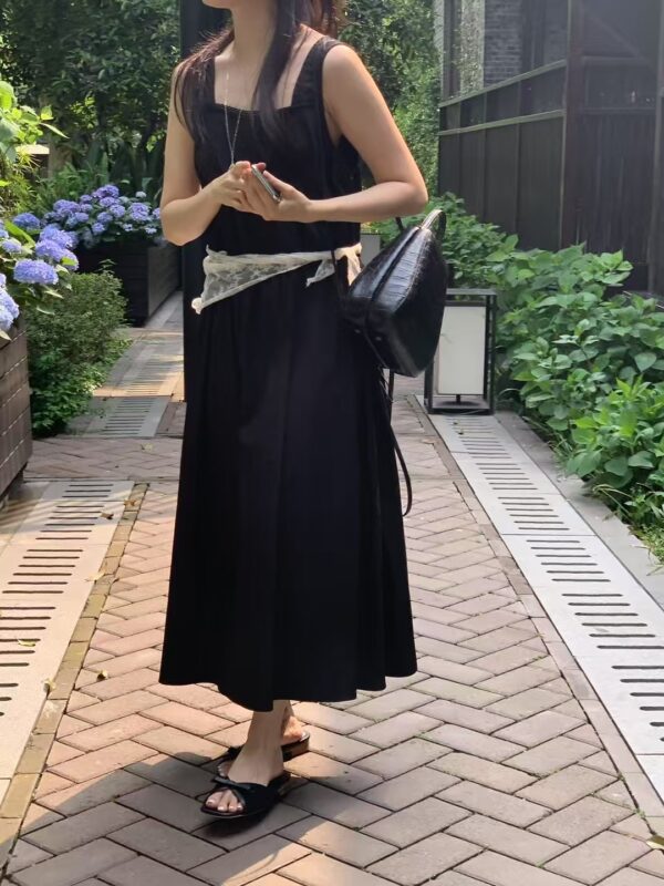 蕾絲小方領背心度假感洋裝