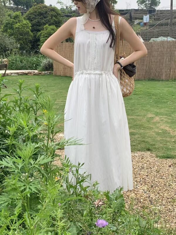 蕾絲小方領背心度假感洋裝