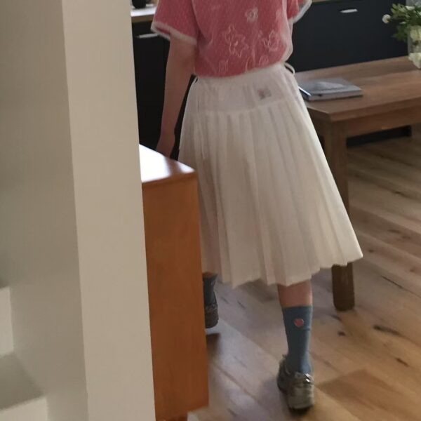 鬆緊腰圍綁帶徽章長裙